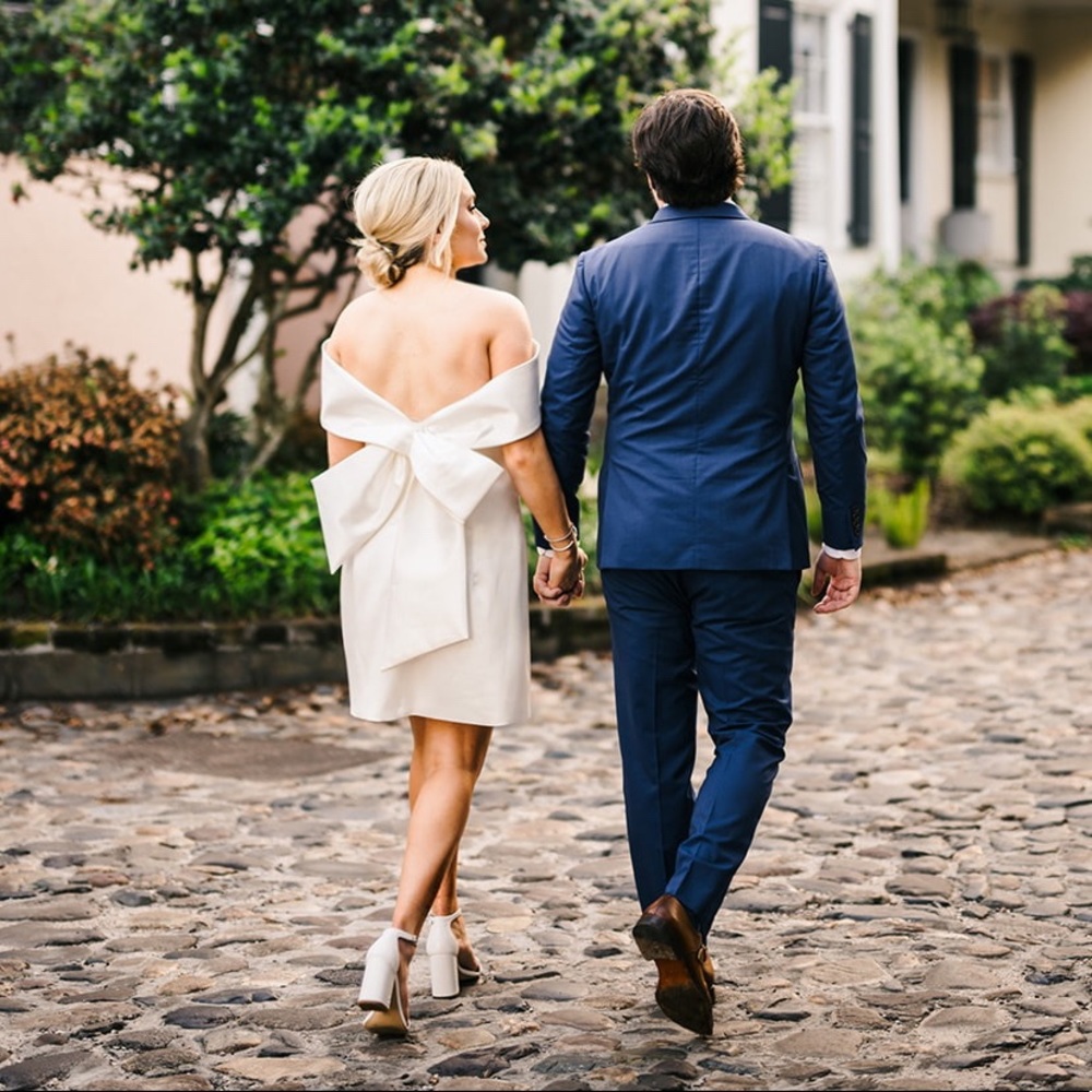 ✨AMSALE✨ Mikado Off-The-Shoulder Shift Dress - WORN ONCE for engagement pics!